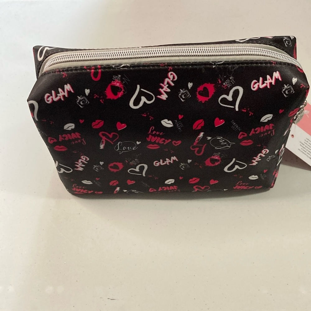 Juicy Couture Travel Cosmetics Bag With Travel Bottle NEW WITH TAGS